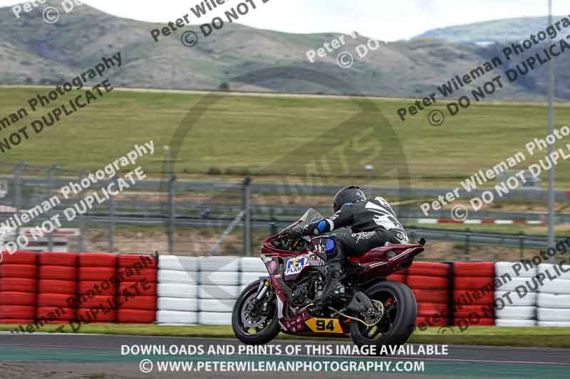 cadwell no limits trackday;cadwell park;cadwell park photographs;cadwell trackday photographs;enduro digital images;event digital images;eventdigitalimages;navarra;no limits trackdays;peter wileman photography;racing digital images;trackday digital images;trackday photos